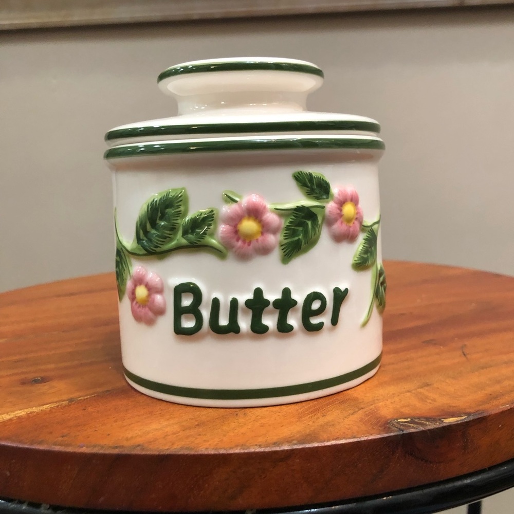 L. Tremain Butter Bell